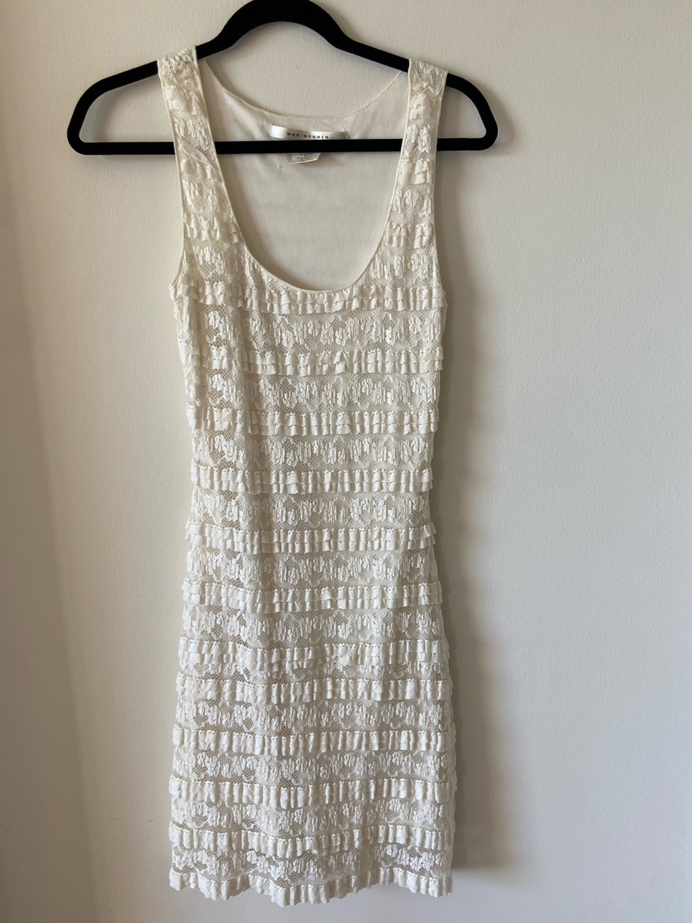 Max Studio White lace dress